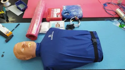 М4002 Тренажер-манекен пострадавшего «Искандер» удаления инородного тела из верхних дыхательных путей