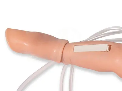 МАЛЫШ 5 Манекен младенца для отработки СЛР и ухода - нога