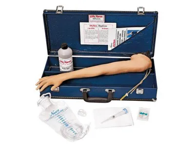 1017973 Педиатрическая рука Life/form® для практики инъекций