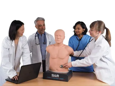 1020095 Манекен для аускультации у детей PAT Basic®