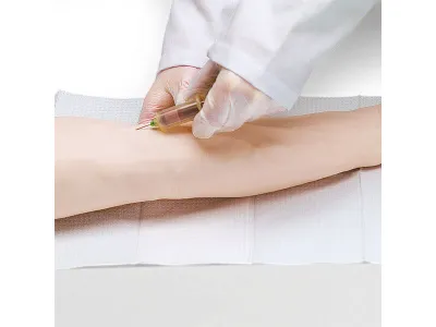 1005678 Усовершенствованный тренажер для венопункции и инъекции, рука