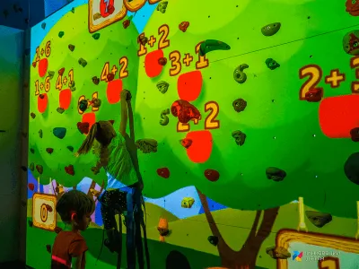 i-skalodrom интерактивный скалодром