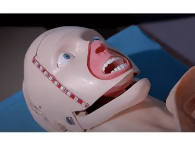 М4004 Тренажер-манекен взрослого пострадавшего для отработки приемов сердечно-легочной реанимации с контроллером Александр М-06