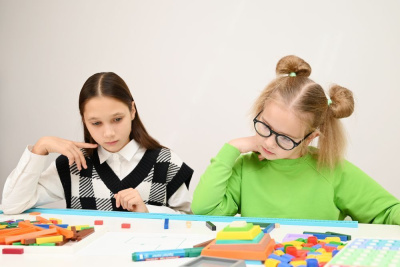 87870 Нумикон - Средний школьный: комплект для групповых занятий (9-11 лет)